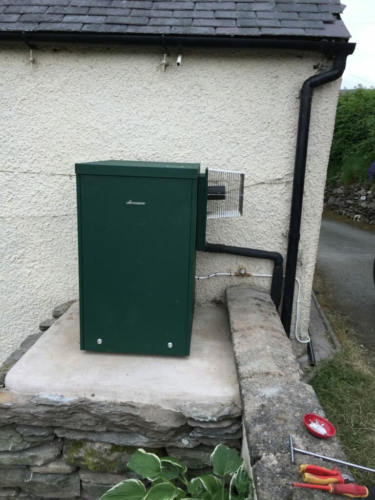 External oil boiler replacement for a property in the Newry service area